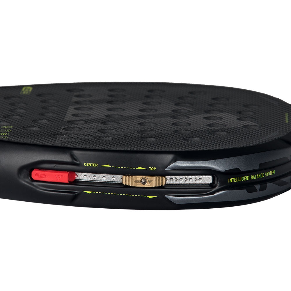 Adidas – Arrow Hit 2026